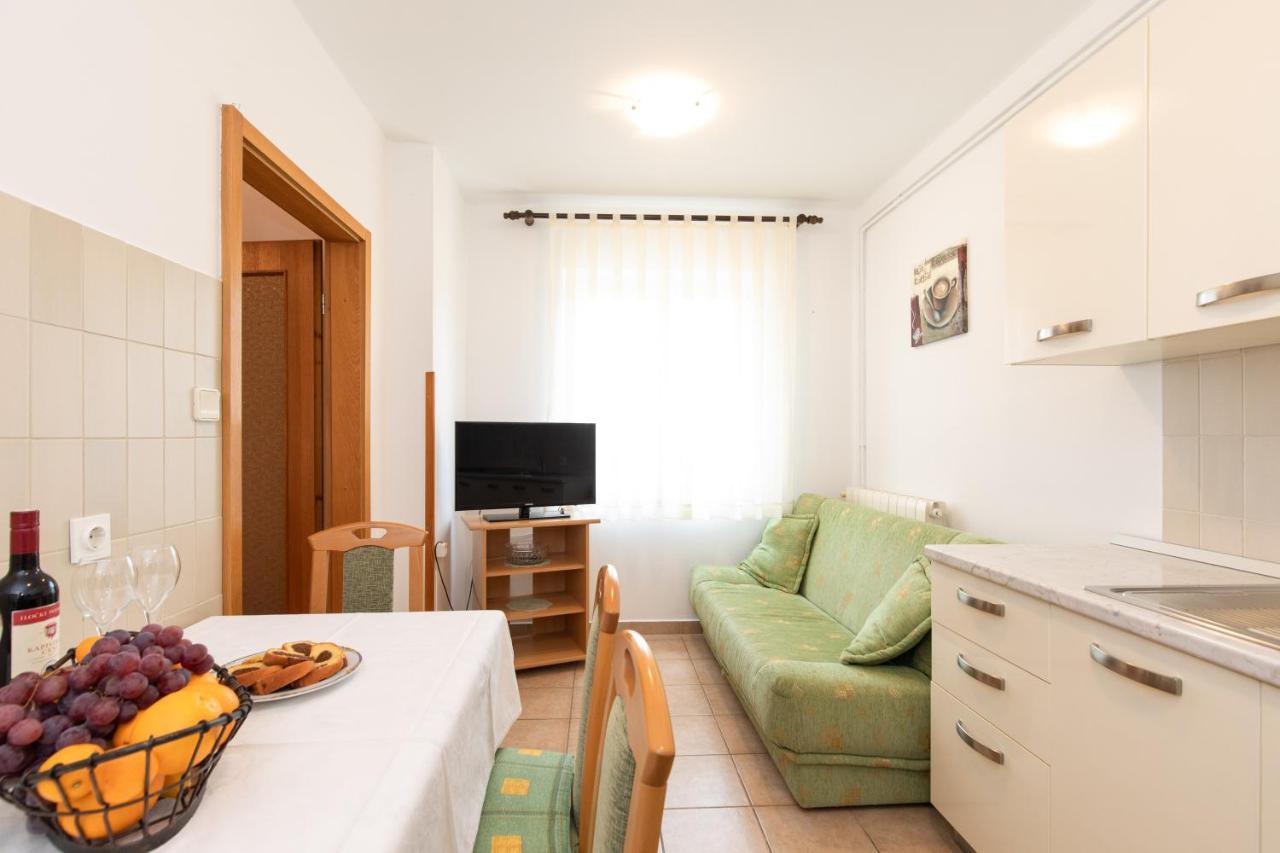 Justic Apartment Veglia Exterior foto