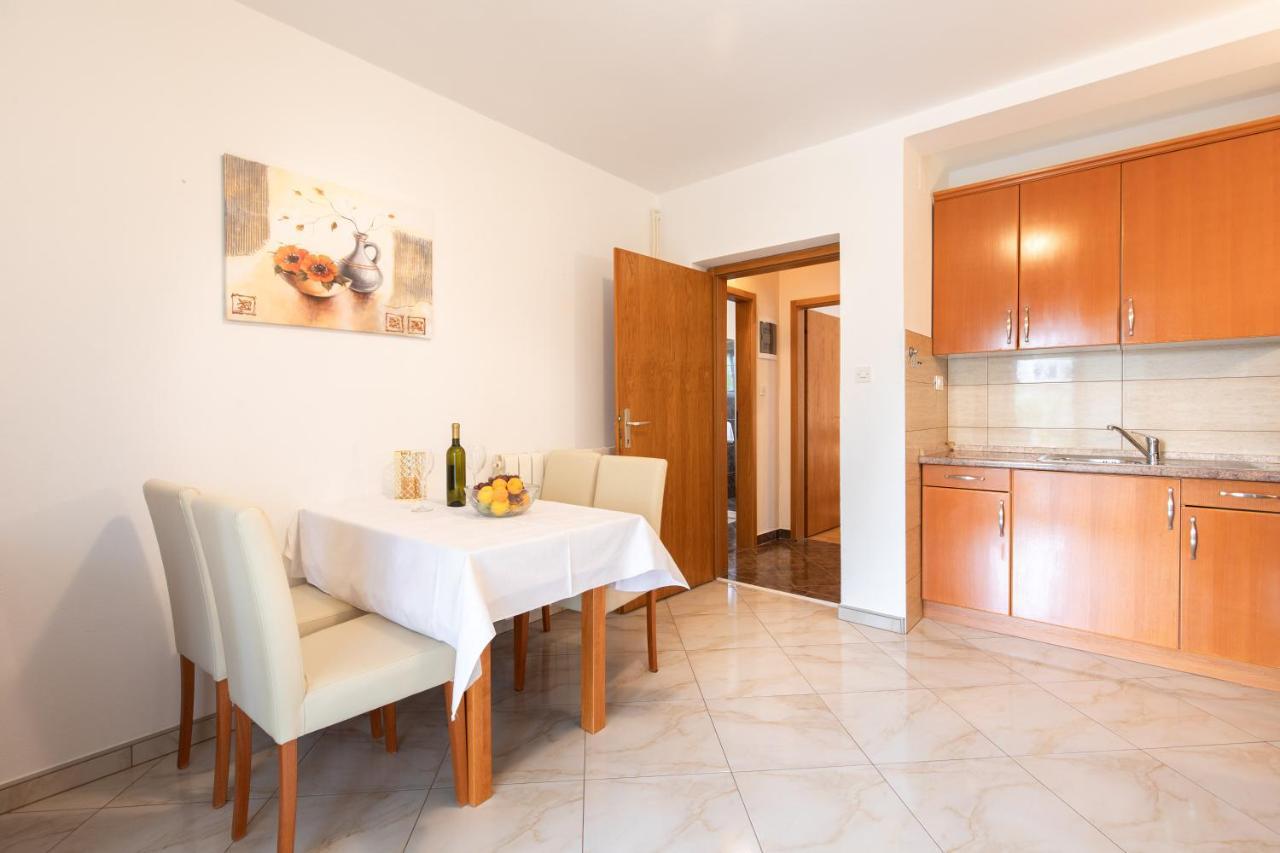 Justic Apartment Veglia Exterior foto