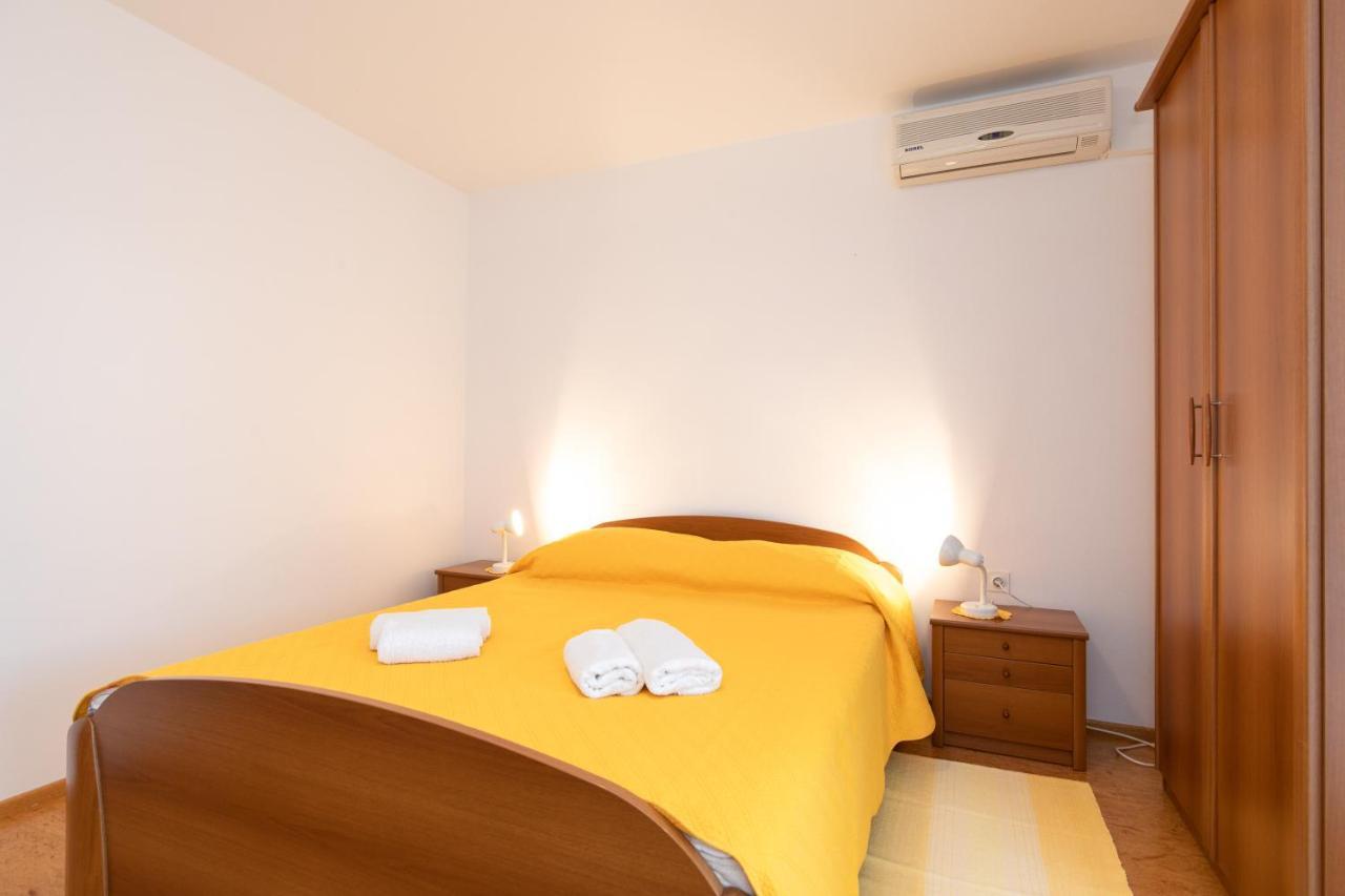 Justic Apartment Veglia Exterior foto