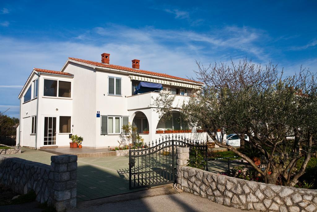 Justic Apartment Veglia Exterior foto